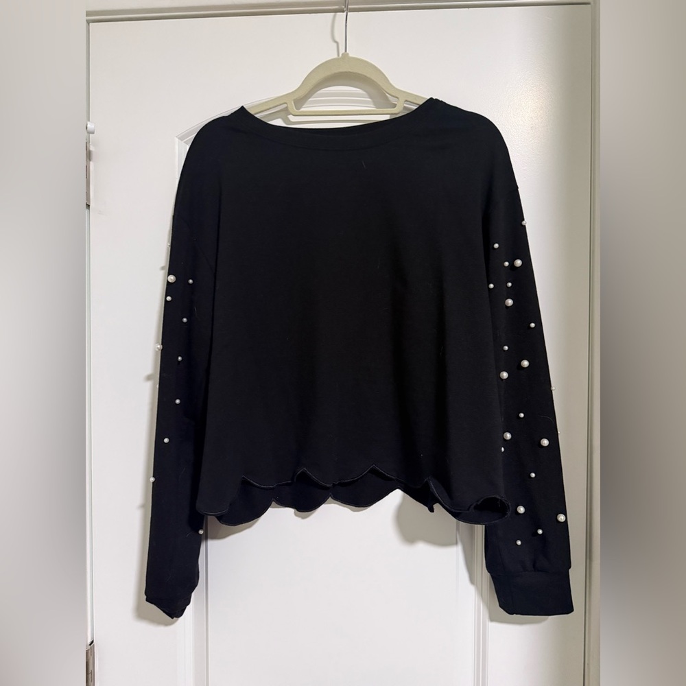 Black Pearl-Embellished Women's Top